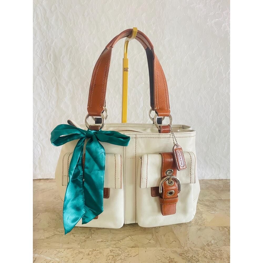 Coach Classic Soho white Leather Double Pocket Carry All Handbag